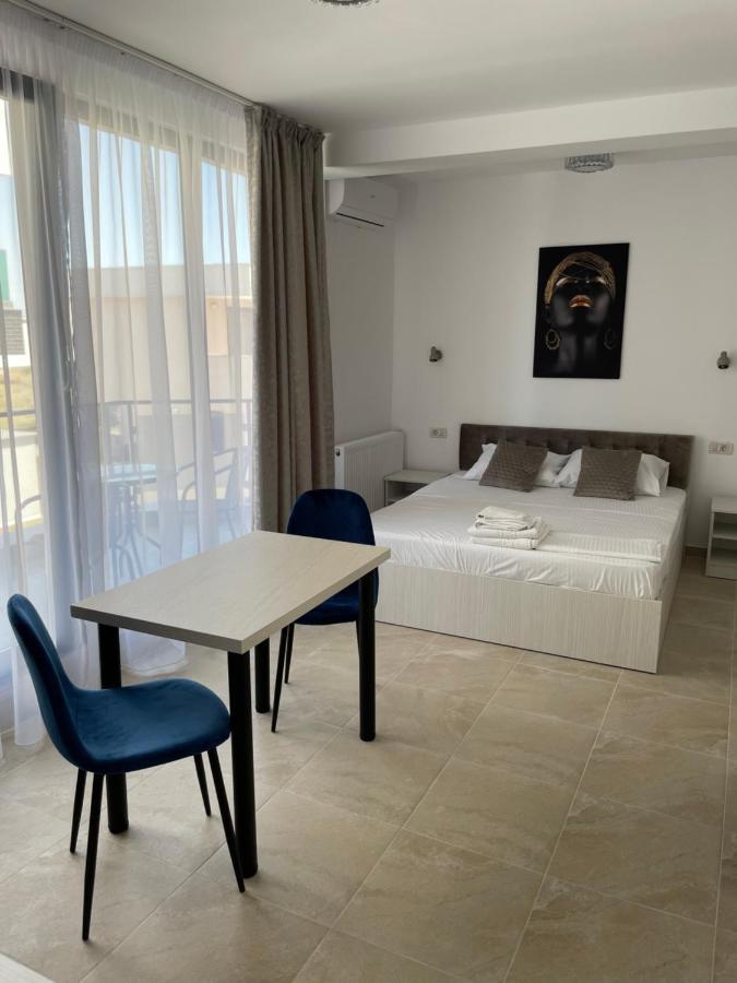 Aquazure Studio Residence Năvodari Екстериор снимка
