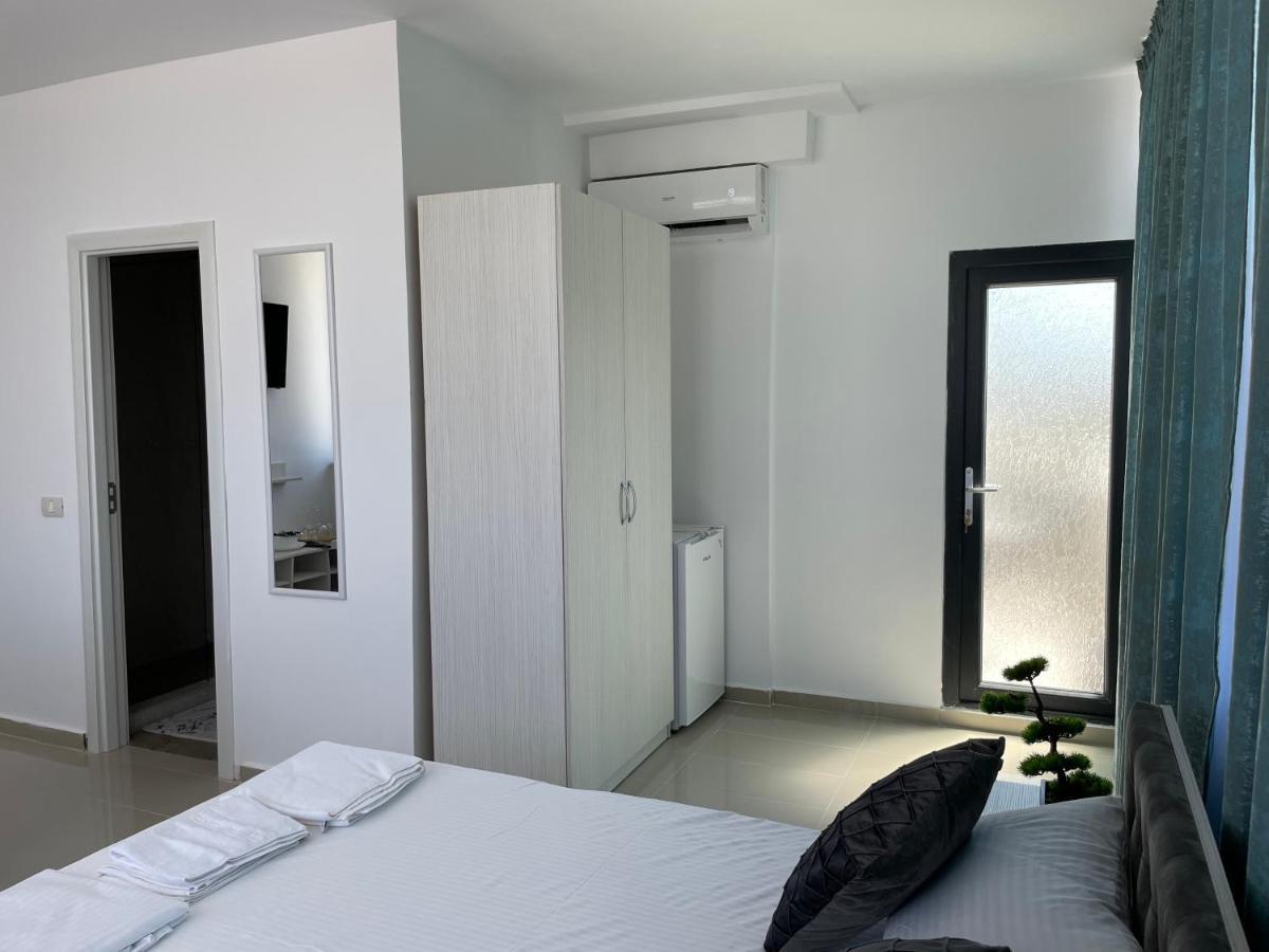 Aquazure Studio Residence Năvodari Екстериор снимка