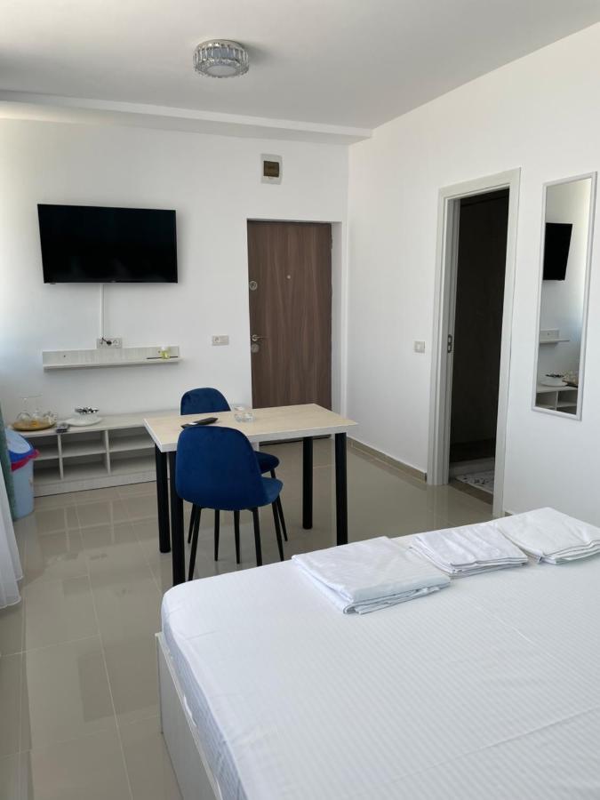 Aquazure Studio Residence Năvodari Екстериор снимка