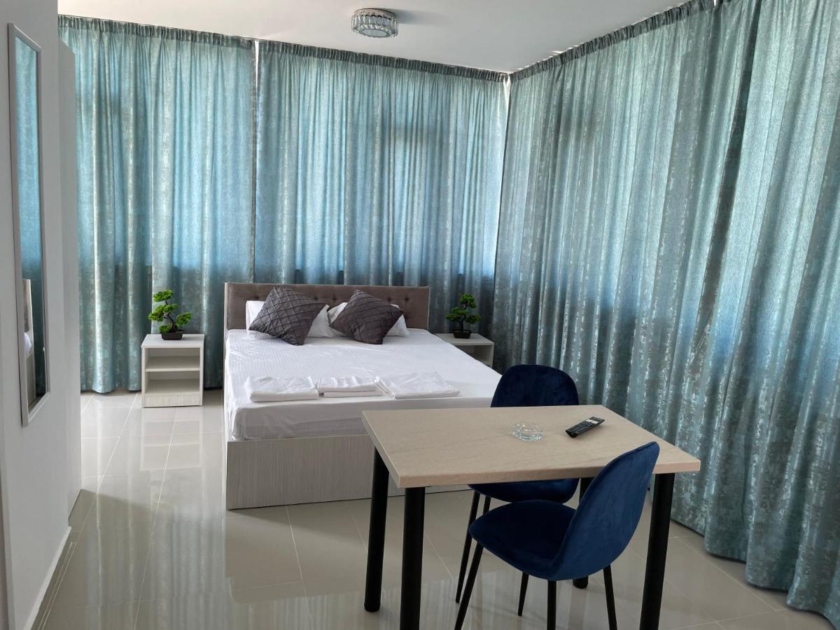Aquazure Studio Residence Năvodari Екстериор снимка
